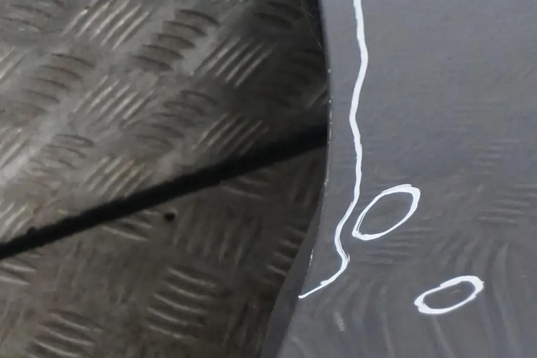 Genuine BMW 5 E60 E61 Door Front Right O/S Silbergrau Silver Grey - A08 to with Part number 7202340 Genuine BMW 5 E60 E61 Door Front Right O/S Silbergrau Silver Grey - A08 - SKU 7202340-SBG1 - Part number 7202340