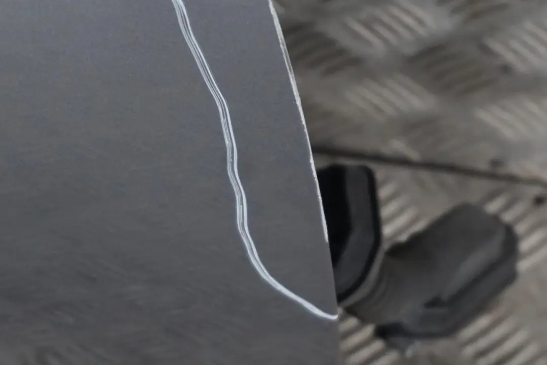  Genuine BMW 5 E60 E61 Door Front Right O/S Silbergrau Silver Grey - A08 - SKU 7202340-SBG1 - Part number 7202340