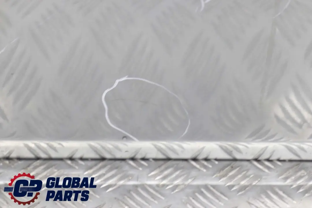 BMW 5 E60 E61 3 Tür Vorne Rechts Silbergrau Silber Grau Metallic - A08 - SKU 7202340-SBG3 - Teilenummer 7202340