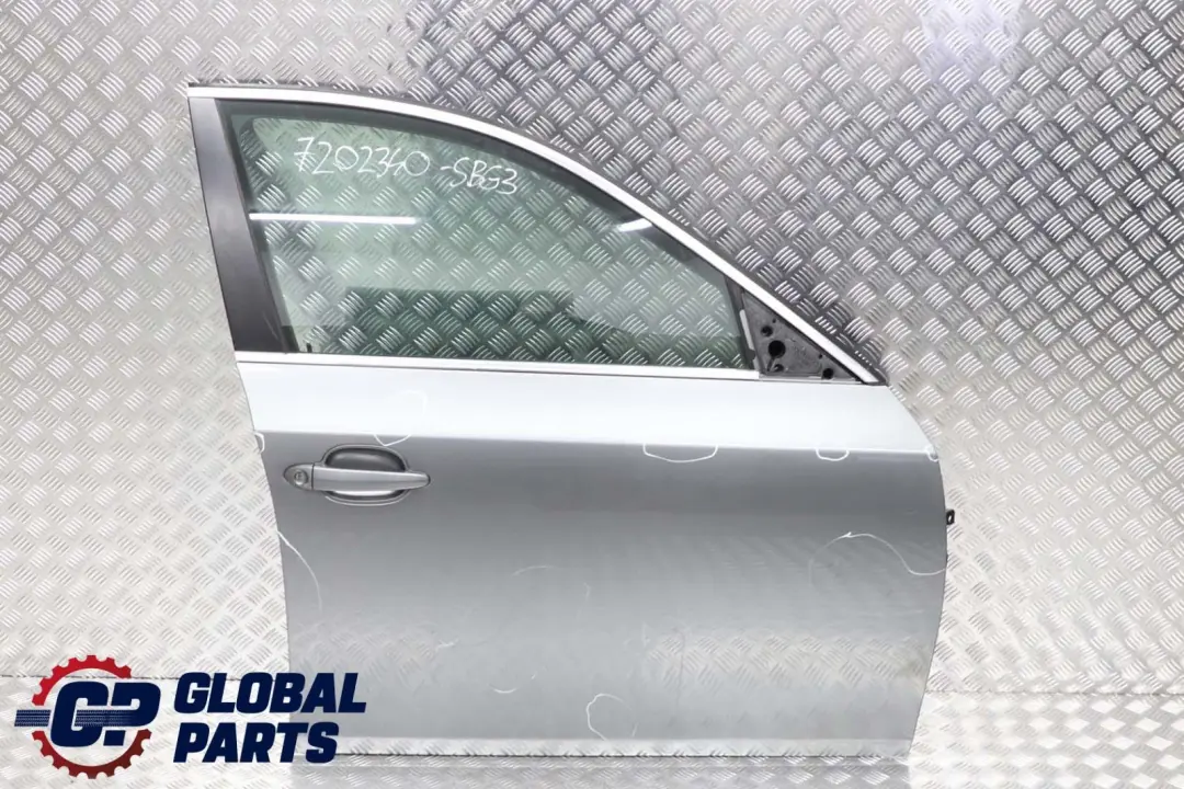 Drzwi prawe przednie Silbergrau do BMW E60 E61 o numerze 7202340 BMW E60 E61 Drzwi prawe przednie Silbergrau - SKU 7202340-SBG3 - Numer Części 7202340