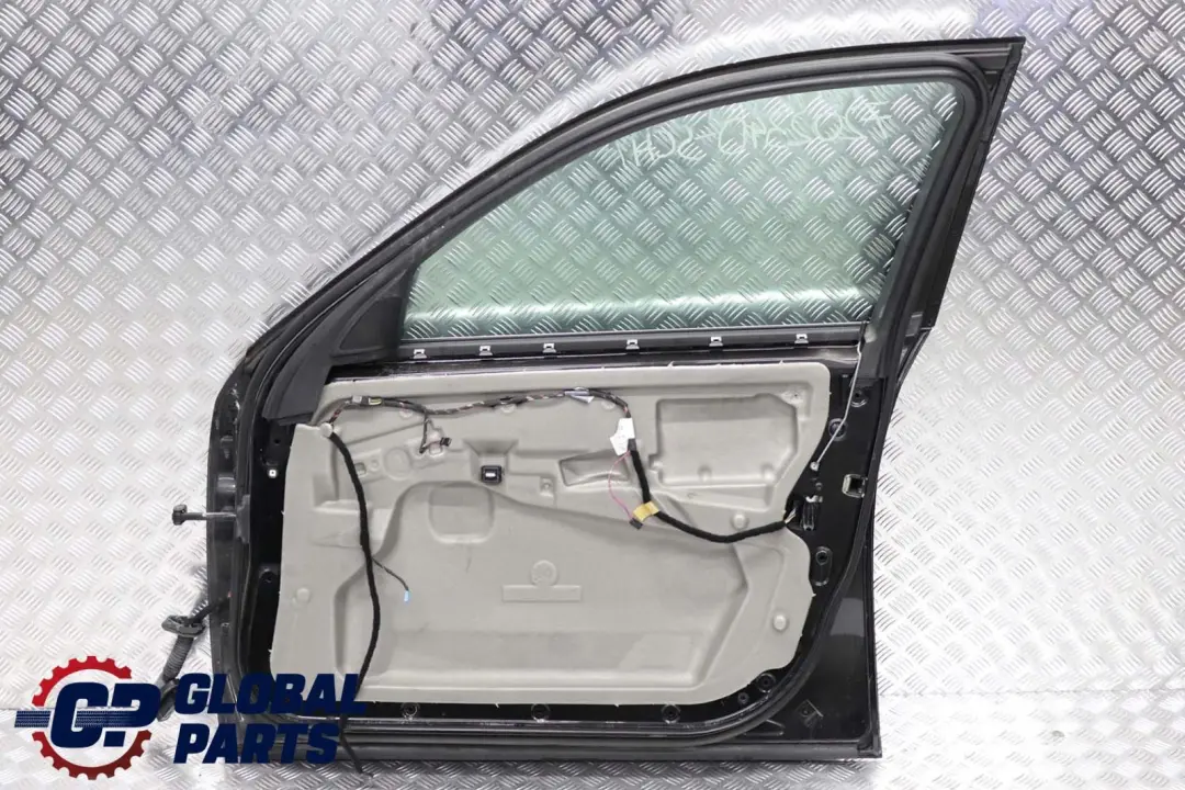 BMW E60 E61 Drzwi prawe przednie schwarz II - SKU 7202340-SCH1 - Numer Części 7202340