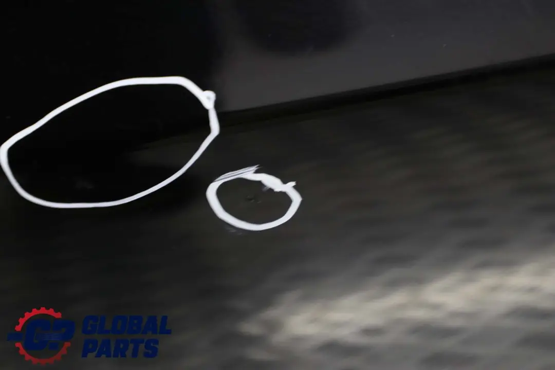 Tür Vorne Rechts Schwarz 2 - 668 für BMW 5 E60 E61 LCI mit Teilenummer 7202340 BMW 5 E60 E61 LCI Tür Vorne Rechts Schwarz 2 - 668 - SKU 7202340-SCH1 - Teilenummer 7202340