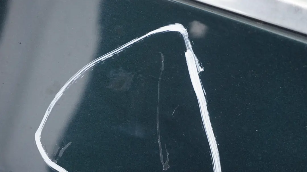 Drzwi prawe przednie Tiefgruen do BMW E60 E61 o numerze 7202340 BMW E60 E61 Drzwi prawe przednie Tiefgruen - SKU 7202340-TG - Numer Części 7202340