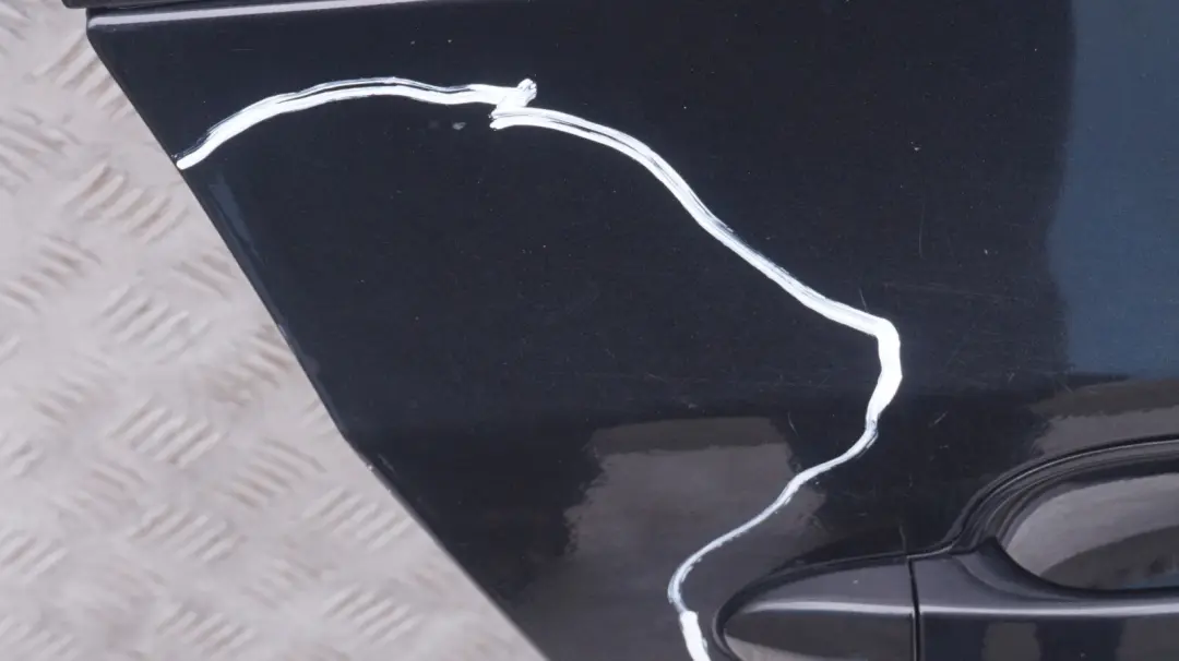 Beifahrer Tür hinten rechts Black Sapphire Metallic 475 für BMW 5 er E60 LCI mit Teilenummer 41527202342 BMW 5 er E60 LCI Beifahrer Tür hinten rechts Black Sapphire Metallic 475 - SKU 7202342-BS - Teilenummer 41527202342