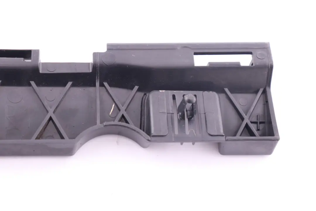 Right Door Sill Holding Strip R1 O/S to BMW 3 Series E90 E91 LCI with Part number 7202656 BMW 3 Series E90 E91 LCI Right Door Sill Holding Strip R1 O/S - SKU 7202656 - Part number 7202656