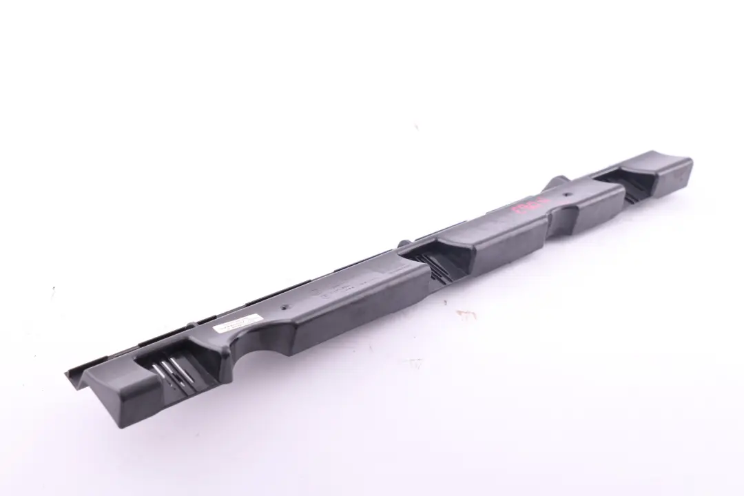 Lot Halteleisten a Gauche 7224455 5177 pour BMW E90 E91 LCI à propos du numéro de pièce 7202657 BMW E90 E91 LCI Lot Halteleisten a Gauche 7224455 5177 - SKU 7202657 - Numéro de pièce 7202657