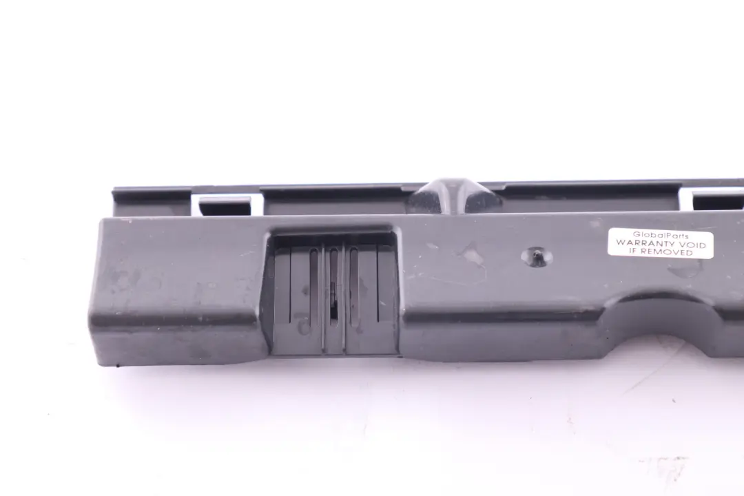 BMW E90N E91N Osłona listwa mocowanie progu prawa - SKU 7202658 - Numer Części 7202658