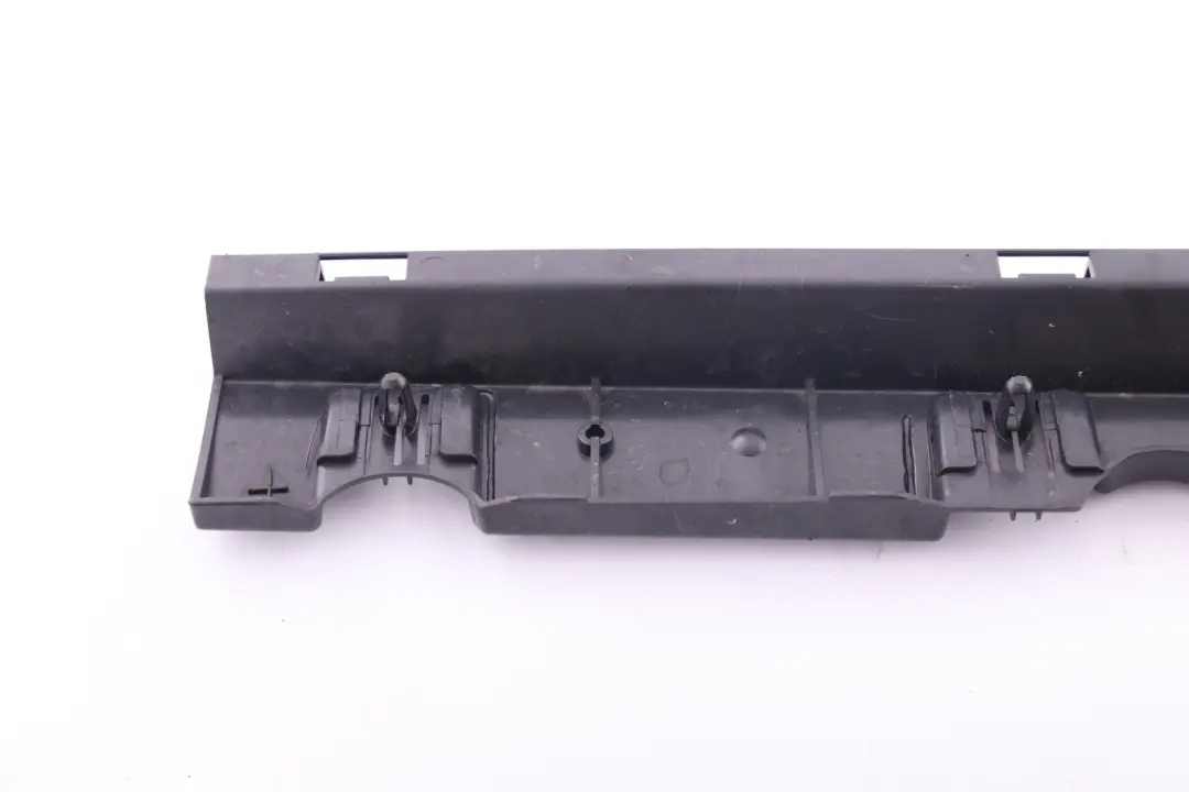 Left Door Sill Holding Strip N/S L3 to BMW 3 Series E90 E91 LCI with Part number 7202659 BMW 3 Series E90 E91 LCI Left Door Sill Holding Strip N/S L3 - SKU 7202659 - Part number 7202659