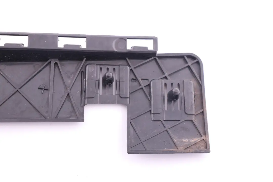 Tira De sujecion del umbral De La puerta derecha R4 para BMW E90 E91 LCI con número de pieza 7202662 BMW E90 E91 LCI Tira De sujecion del umbral De La puerta derecha R4 - SKU 7202662-1 - Número de pieza 7202662