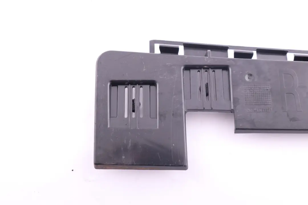 Tira De sujecion del umbral De La puerta derecha R4 para BMW E90 E91 LCI con número de pieza 7202662 BMW E90 E91 LCI Tira De sujecion del umbral De La puerta derecha R4 - SKU 7202662-1 - Número de pieza 7202662