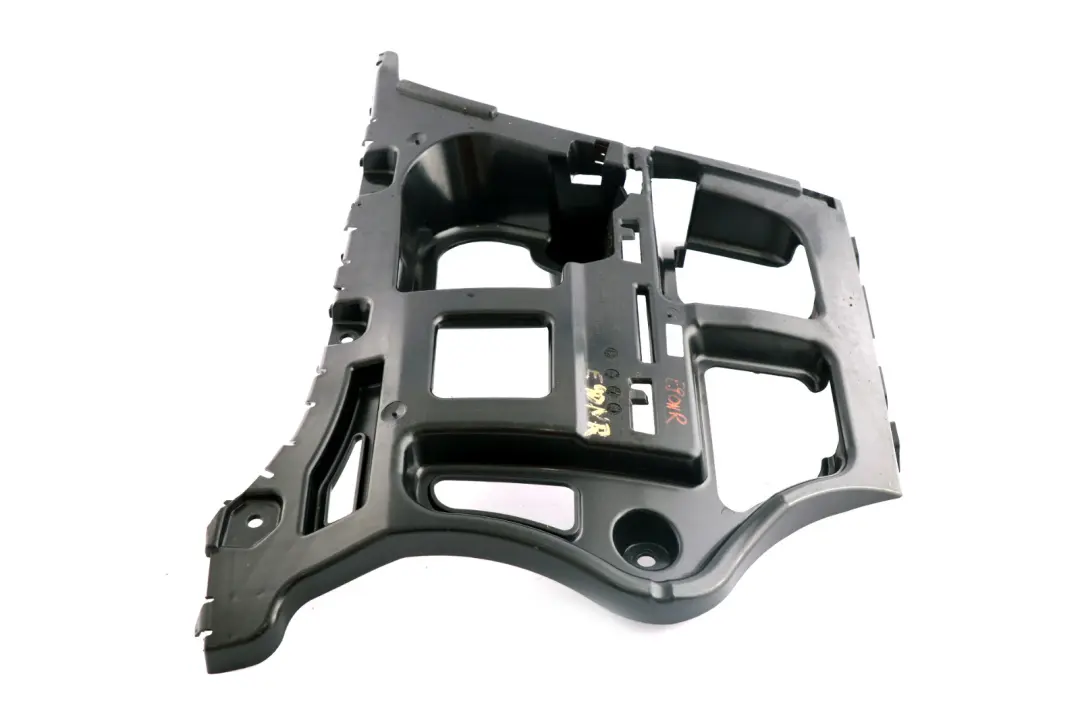 Guide Pour Pare-Chocs Arrière Côté Droit pour BMW E90N LCI à propos du numéro de pièce 51127202668 BMW E90N LCI Guide Pour Pare-Chocs Arrière Côté Droit - SKU 7202668 - Numéro de pièce 51127202668