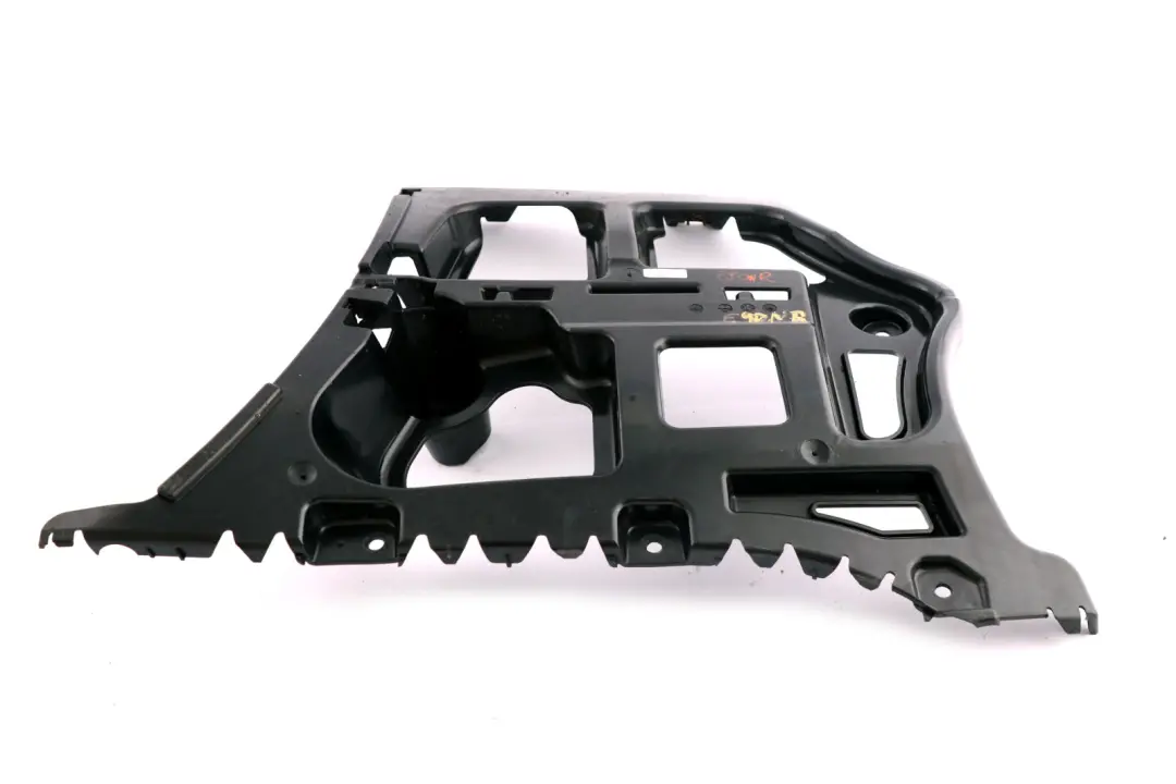 Mocowanie Ślizg Zderzaka Tył Prawy do BMW E90 LCI o numerze 51127202668 BMW E90 LCI Mocowanie Ślizg Zderzaka Tył Prawy - SKU 7202668 - Numer Części 51127202668