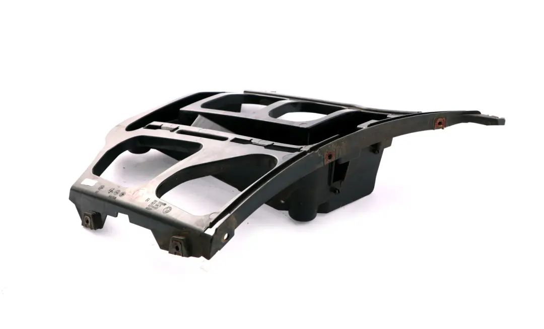 Pannello Guida Paraurti Posteriore Lato Destro per BMW E91 Touring con numero di parte 7202670 BMW E91 Touring Pannello Guida Paraurti Posteriore Lato Destro - SKU 7202670 - Numero di parte 7202670