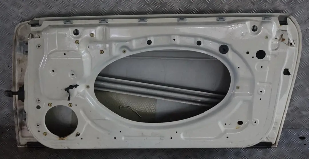 Front Right Door O/S Pepper White - 850 to BMW Mini Cooper R50 R52 R53 2 with Part number 7202912 BMW Mini Cooper R50 R52 R53 2 Front Right Door O/S Pepper White - 850 - SKU 7202912-PW2 - Part number 7202912