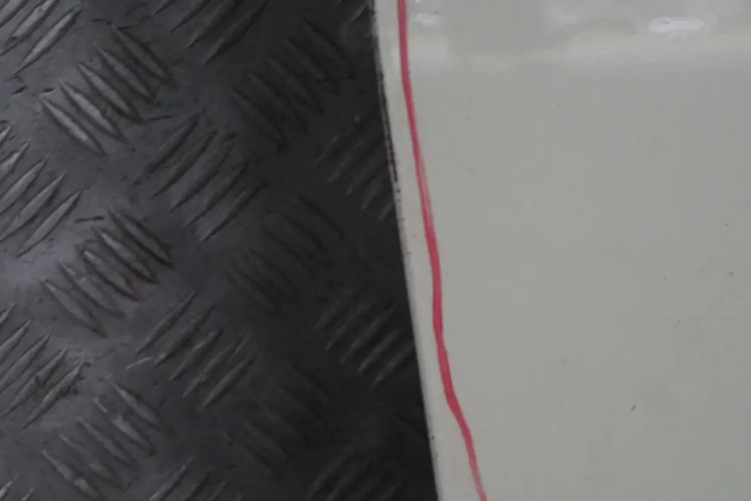 Front Right Door O/S Pepper White - 850 to BMW Mini Cooper R50 R52 R53 2 with Part number 7202912 BMW Mini Cooper R50 R52 R53 2 Front Right Door O/S Pepper White - 850 - SKU 7202912-PW2 - Part number 7202912