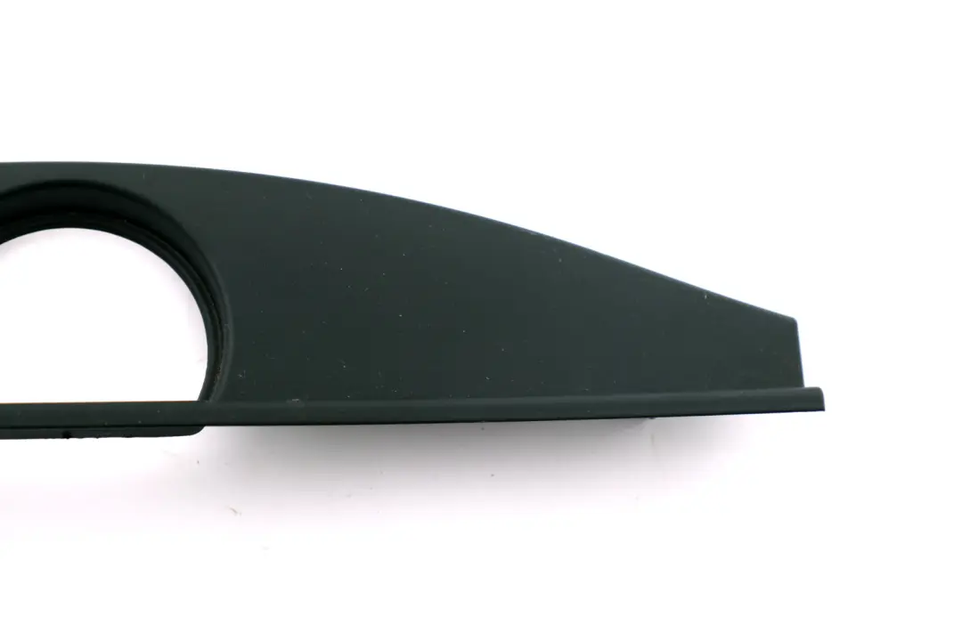 Boot Trunk Wiper Motor Cover Trim Covering Black 7203107 to BMW 3 Series E91 Rear with Part number 7203110 BMW 3 Series E91 Rear Boot Trunk Wiper Motor Cover Trim Covering Black 7203107 - SKU 7203110 - Part number 7203110