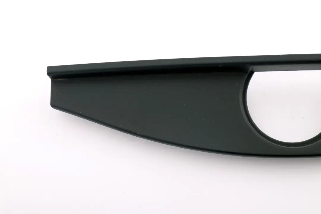 Boot Trunk Wiper Motor Cover Trim Covering Black 7203107 to BMW 3 Series E91 Rear with Part number 7203110 BMW 3 Series E91 Rear Boot Trunk Wiper Motor Cover Trim Covering Black 7203107 - SKU 7203110 - Part number 7203110