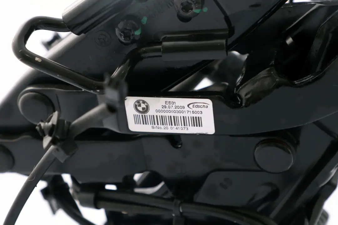 Zawias Mechanizm Dachu Lewy do BMW E93 Cabrio o numerze 7203115 BMW E93 Cabrio Zawias Mechanizm Dachu Lewy - SKU 7203115 - Numer Części 7203115