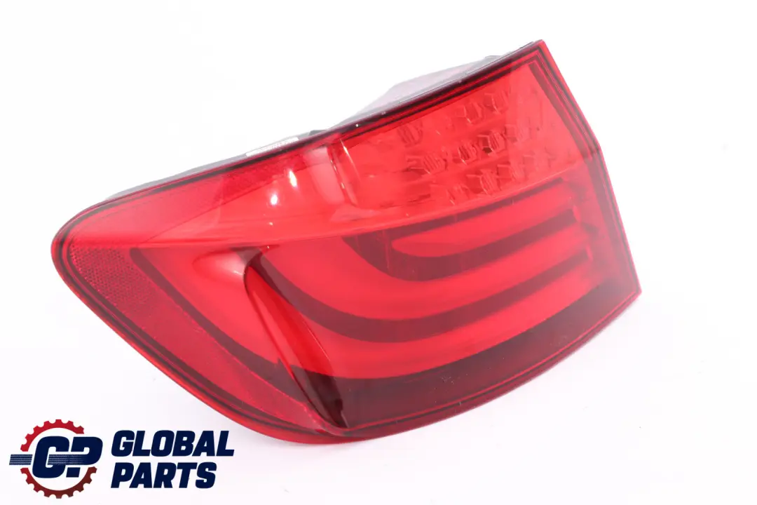 Luz Trasera En El Panel Lateral Izquierdo N/S para BMW F10 con número de pieza 7203229 BMW F10 Luz Trasera En El Panel Lateral Izquierdo N/S - SKU 7203229 - Número de pieza 7203229