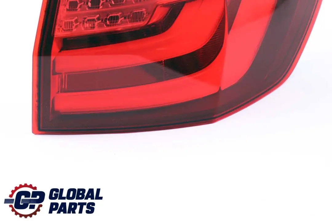 Luz Trasera BMW F11 Touring En El Panel Lateral Derecho para con número de pieza 7203234 Luz Trasera BMW F11 Touring En El Panel Lateral Derecho - SKU 7203234 - Número de pieza 7203234