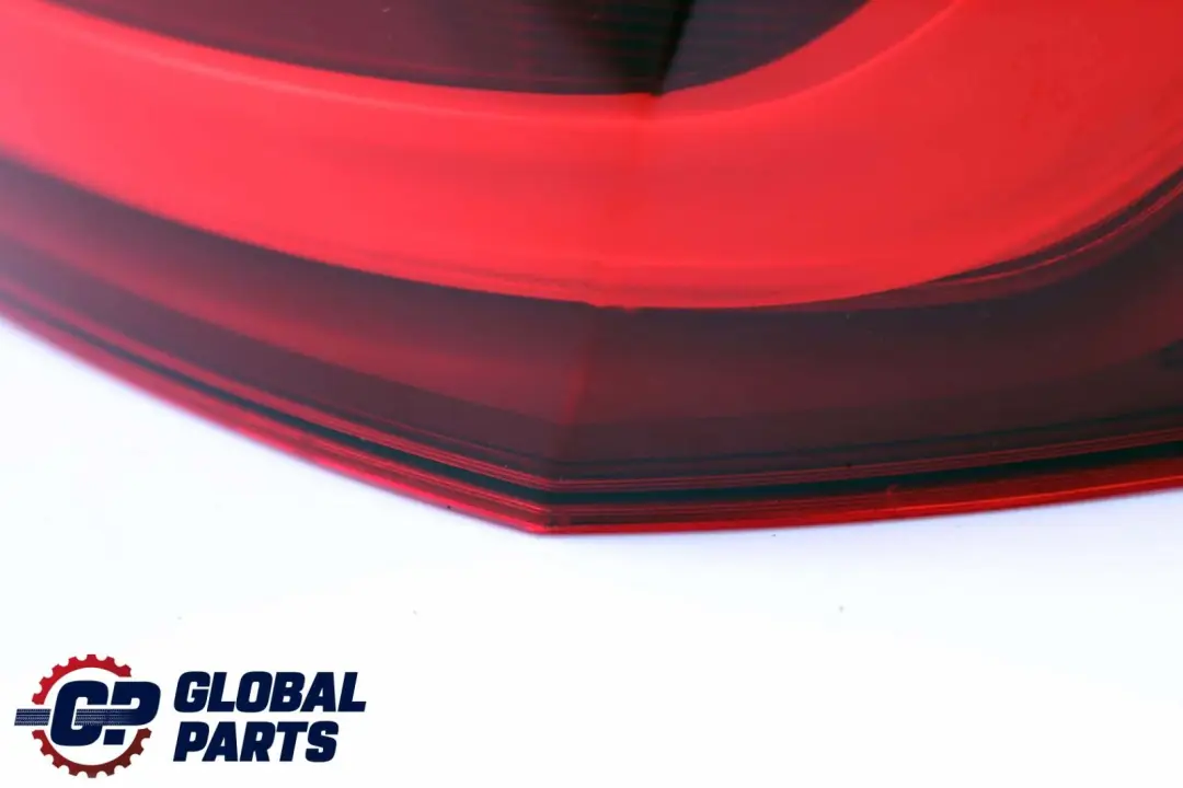 Fanale Posteriore Nel Pannello Laterale Destro per BMW F11 Touring con numero di parte 7203234 BMW F11 Touring Fanale Posteriore Nel Pannello Laterale Destro - SKU 7203234 - Numero di parte 7203234
