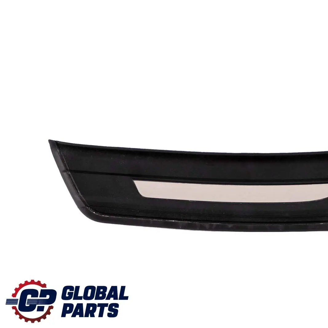 Striscia Rivestimento Porta Ingresso Posteriore Sinistra Illuminata per BMW F10 F11 con numero di parte 7203609 BMW F10 F11 Striscia Rivestimento Porta Ingresso Posteriore Sinistra Illuminata - SKU 7203609 - Numero di parte 7203609