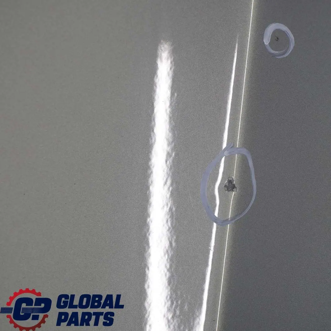 Drzwi prawe prawy przód Arktis do BMW E90 o numerze 7203644 BMW E90 Drzwi prawe prawy przód Arktis - SKU 7203644-AM1 - Numer Części 7203644