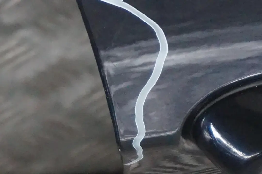 Beifahrer Tür Vorne Rechts Carbonschwarz Schwarz - 416 für BMW 3 er E90 E91 5 mit Teilenummer 7203644 BMW 3 er E90 E91 5 Beifahrer Tür Vorne Rechts Carbonschwarz Schwarz - 416 - SKU 7203644-CAR5 - Teilenummer 7203644