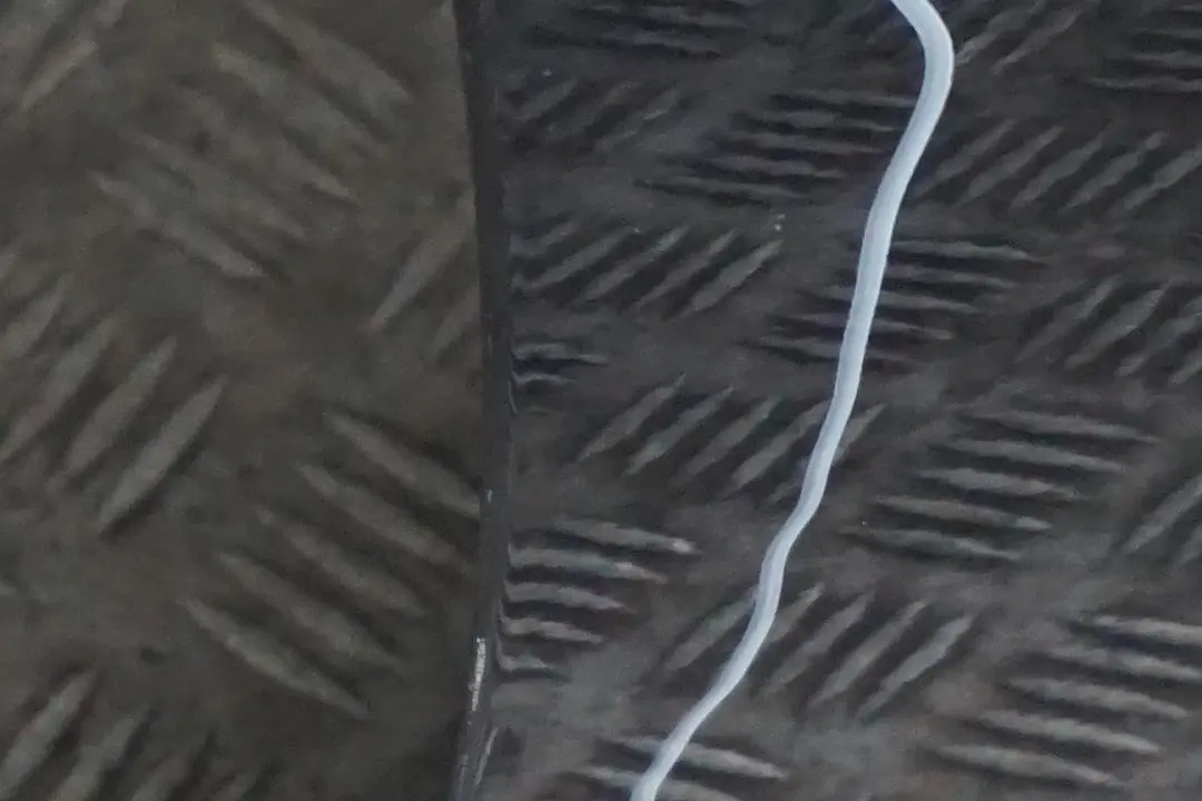 Door Front Right O/S Carbonschwarz Carbon Black - 416 to BMW 3 Series E90 E91 5 with Part number 7203644 BMW 3 Series E90 E91 5 Door Front Right O/S Carbonschwarz Carbon Black - 416 - SKU 7203644-CAR5 - Part number 7203644