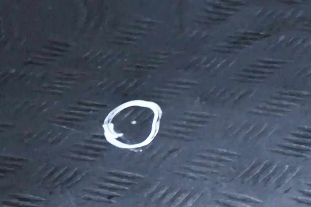 Drzwi prawe przednie schwarz II do BMW E90 o numerze 7203644 BMW E90 Drzwi prawe przednie schwarz II - SKU 7203644-SCH2 - Numer Części 7203644