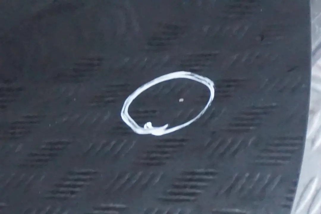 Drzwi prawe przednie schwarz II do BMW E90 o numerze 7203644 BMW E90 Drzwi prawe przednie schwarz II - SKU 7203644-SCH2 - Numer Części 7203644