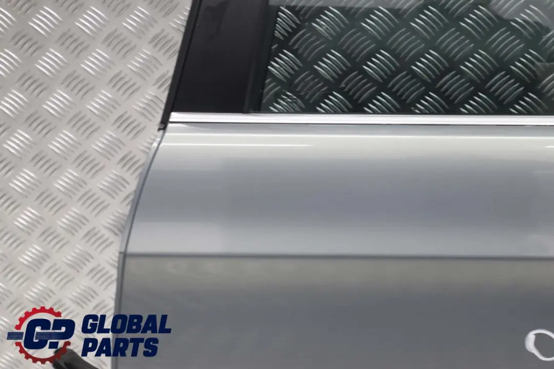 Reihe E90 2 Tür Hinten Links Arktis Metallic - A34 für BMW 3 mit Teilenummer 7203647 BMW 3 Reihe E90 2 Tür Hinten Links Arktis Metallic - A34 - SKU 7203647-AM2 - Teilenummer 7203647