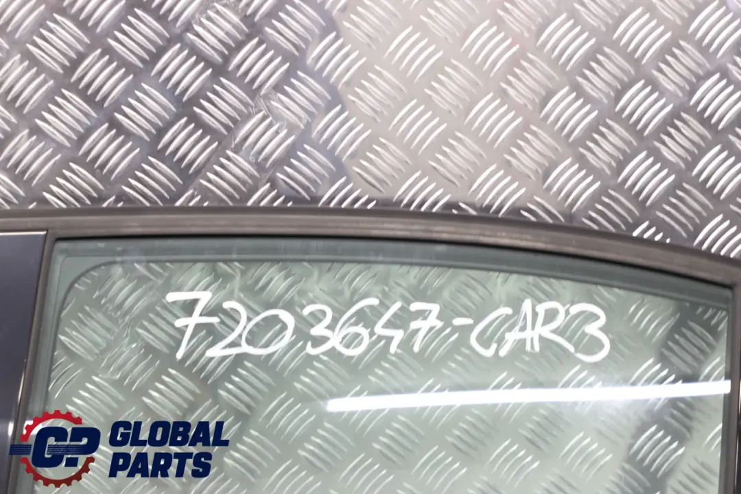 BMW E90 Porte Arriere Gauche Noir de Carbone Noir Metallise - 416 - SKU 7203647-CAR3 - Numéro de pièce 7203647