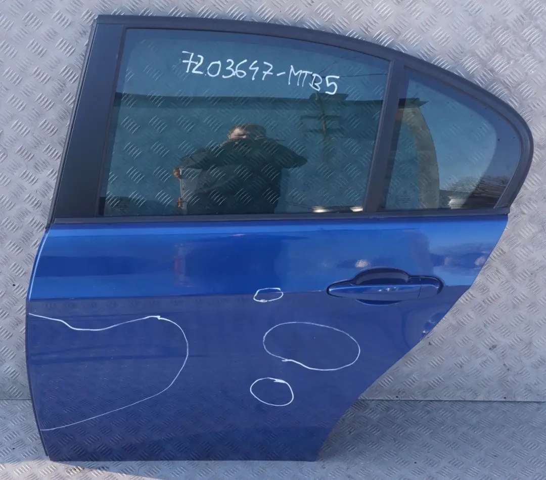 Door Rear Left N/S Montegoblau Montego Blau Blue to BMW 3 SERIES 5 E90 E90N LCi with Part number 7203647 BMW 3 SERIES 5 E90 E90N LCi Door Rear Left N/S Montegoblau Montego Blau Blue - SKU 7203647-MTB5 - Part number 7203647