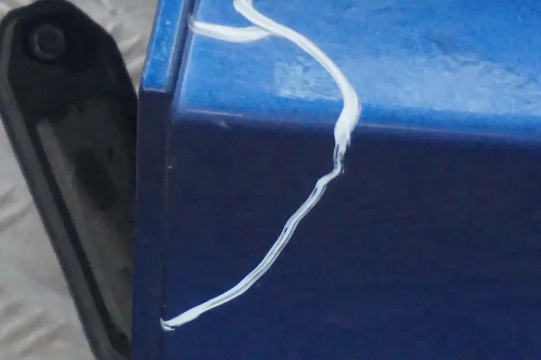 Drzwi lewe tylne lewy tył Montegoblau A51 do BMW E90 o numerze 7203647 BMW E90 Drzwi lewe tylne lewy tył Montegoblau A51 - SKU 7203647-MTB6 - Numer Części 7203647