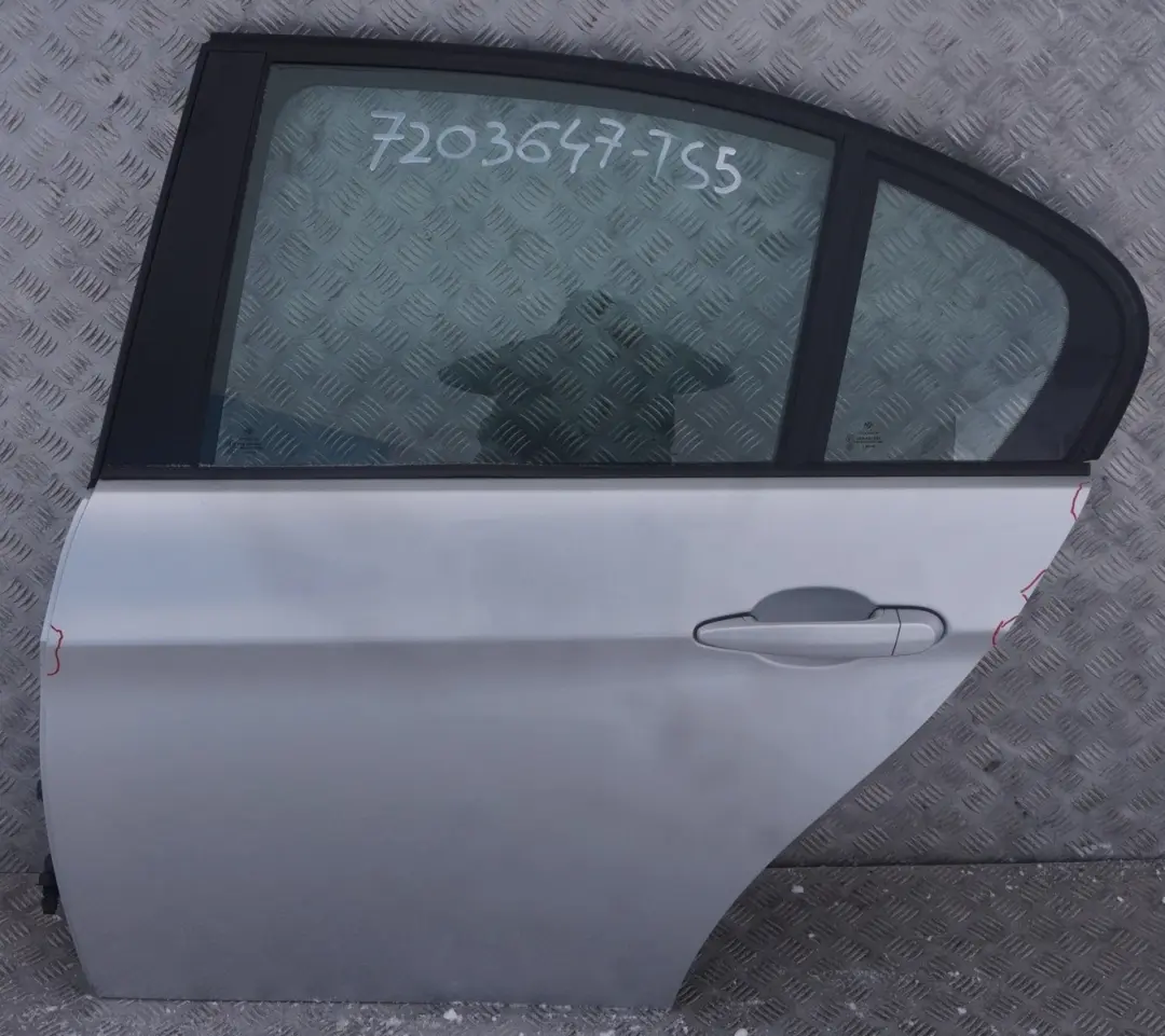 Door Rear Left N/S Titansilber Silver Silber Metallic 354 to BMW 3 SERIES 5 E90 with Part number 7203647 BMW 3 SERIES 5 E90 Door Rear Left N/S Titansilber Silver Silber Metallic 354 - SKU 7203647-TS5 - Part number 7203647