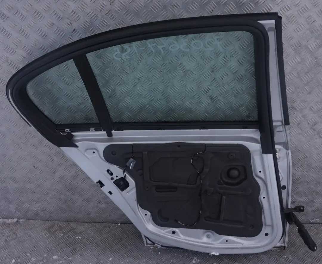 Door Rear Left N/S Titansilber Silver Silber Metallic 354 to BMW 3 SERIES 5 E90 with Part number 7203647 BMW 3 SERIES 5 E90 Door Rear Left N/S Titansilber Silver Silber Metallic 354 - SKU 7203647-TS5 - Part number 7203647