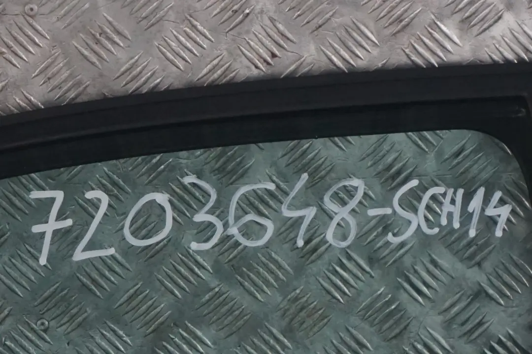 Reihe E90 Beifahrer Tür Hinten Rechts Schwarz 2 - 668 für BMW 3 mit Teilenummer 7203648 BMW 3 Reihe E90 Beifahrer Tür Hinten Rechts Schwarz 2 - 668 - SKU 7203648-SCH14 - Teilenummer 7203648