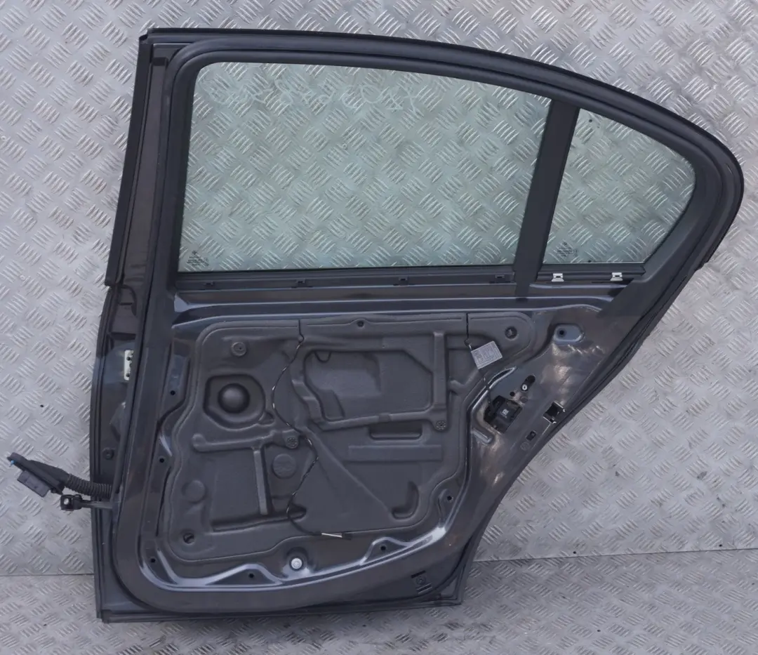 BMW 3 SERIES 9 E90 E90N LCi Door rear right O/S Sparkling Graphite - A22 - SKU 7203648-SG9 - Part number 7203648