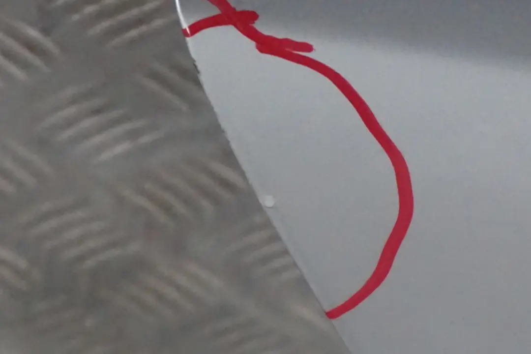 Beifahrer Tür hinten rechts Titansilber Silber 354 für BMW 3 er E90 LCI mit Teilenummer 7203648 BMW 3 er E90 LCI Beifahrer Tür hinten rechts Titansilber Silber 354 - SKU 7203648-TS25 - Teilenummer 7203648