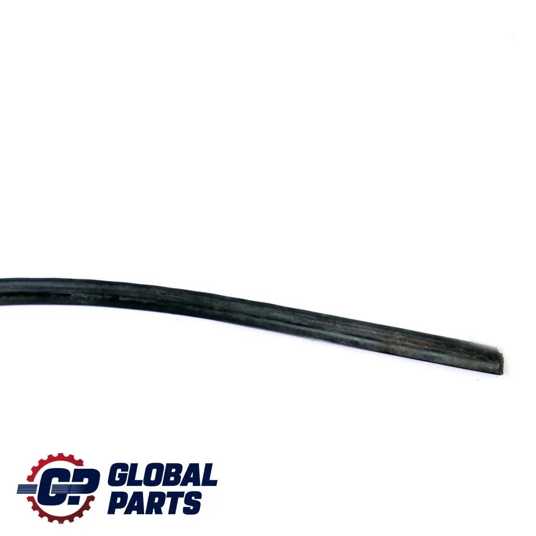 Uszczelka drzwi prawa prawy dół do BMW E89 Z4 o numerze 7203672 BMW E89 Z4 Uszczelka drzwi prawa prawy dół - SKU 7203672 - Numer Części 7203672