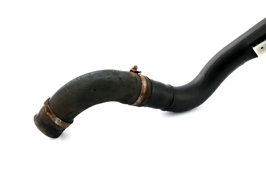 Tube de Remplissage Plastique Essence BMW 1 E81 E87 E87N LCI 116i 118i - SKU 7203748 - Numéro de pièce 16117203748