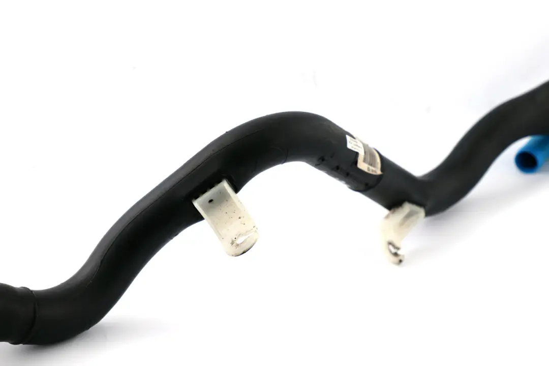 Tube de Remplissage Plastique Essence BMW 1 E81 E87 E87N LCI 116i 118i - SKU 7203748 - Numéro de pièce 16117203748