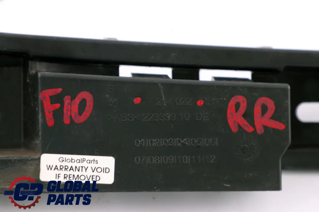 Tira De retencion Sill Derecha para BMW F10 F11 LCI con número de pieza 7204022 BMW F10 F11 LCI Tira De retencion Sill Derecha - SKU 7204022 - Número de pieza 7204022