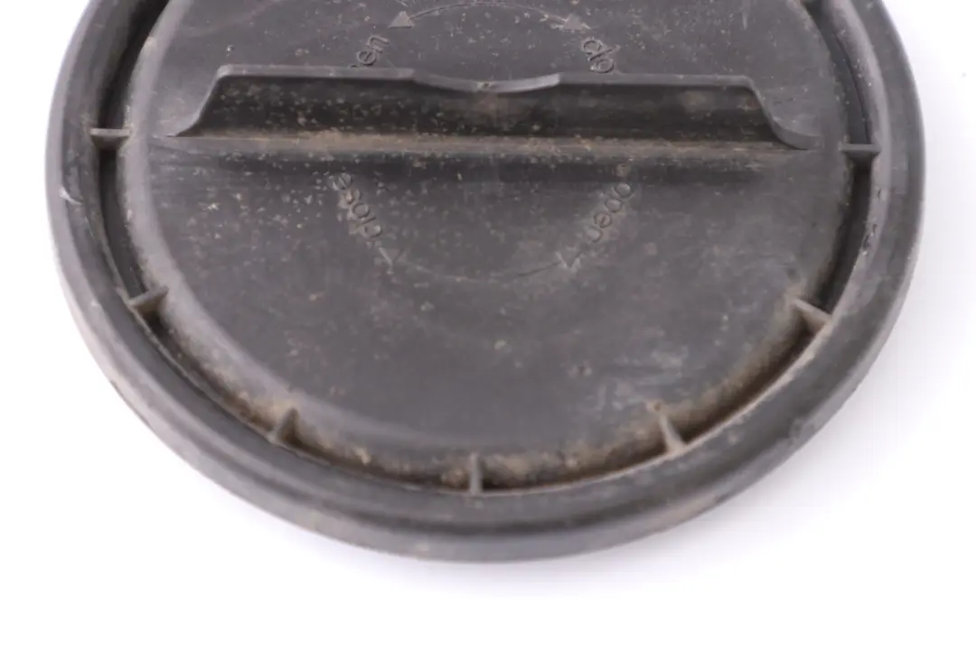 BMW 1 5 Z4 Series E70 E89 F20 Covering cap Headlight Bulb Cover 158 222-00 - SKU 7204272 - Part number 7204272