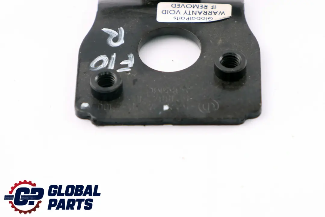 Soporte de Soporte Respaldo Derecho Asientos Traseros para BMW 5 F10 con número de pieza 7205100 BMW 5 F10 Soporte de Soporte Respaldo Derecho Asientos Traseros - SKU 7205100 - Número de pieza 7205100