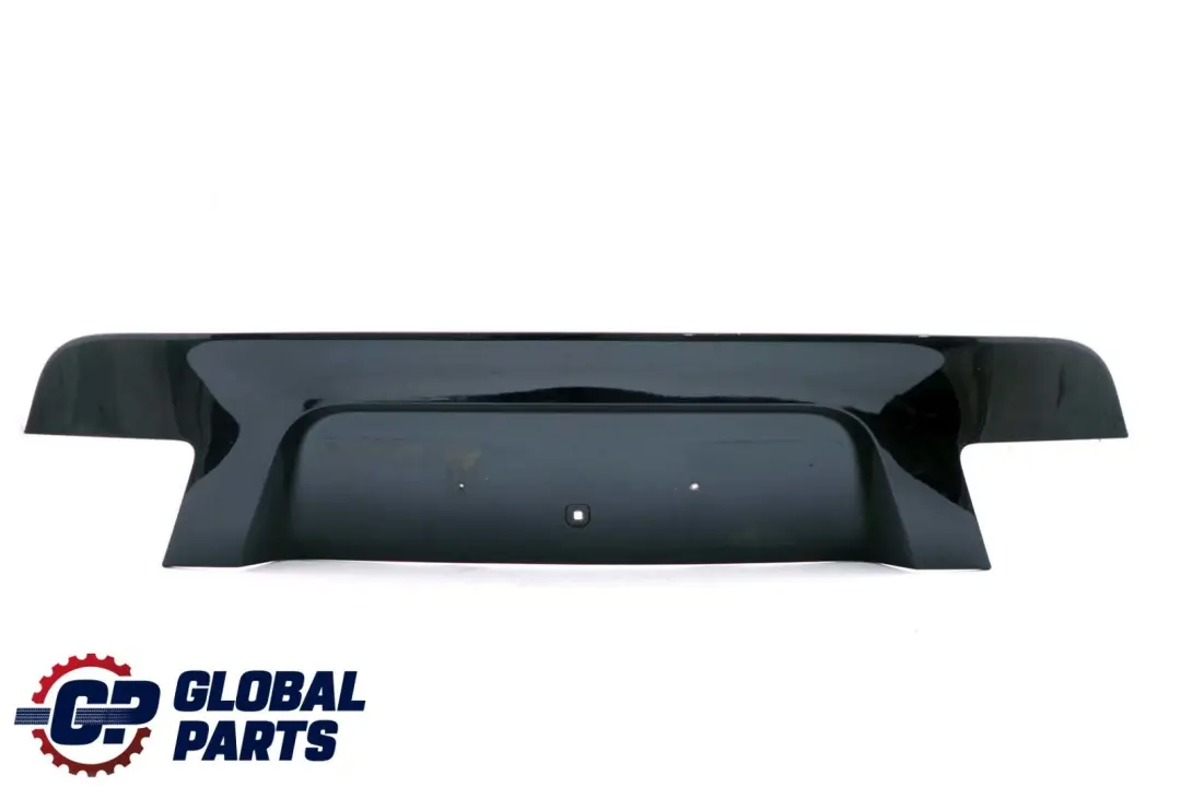Blende Heckklappe Carbonschwarz Metallic - 416 Schwarz für BMW 7 er F01 F02 LCI mit Teilenummer 7205731 BMW 7 er F01 F02 LCI Blende Heckklappe Carbonschwarz Metallic - 416 Schwarz - SKU 7205731-CAR - Teilenummer 7205731