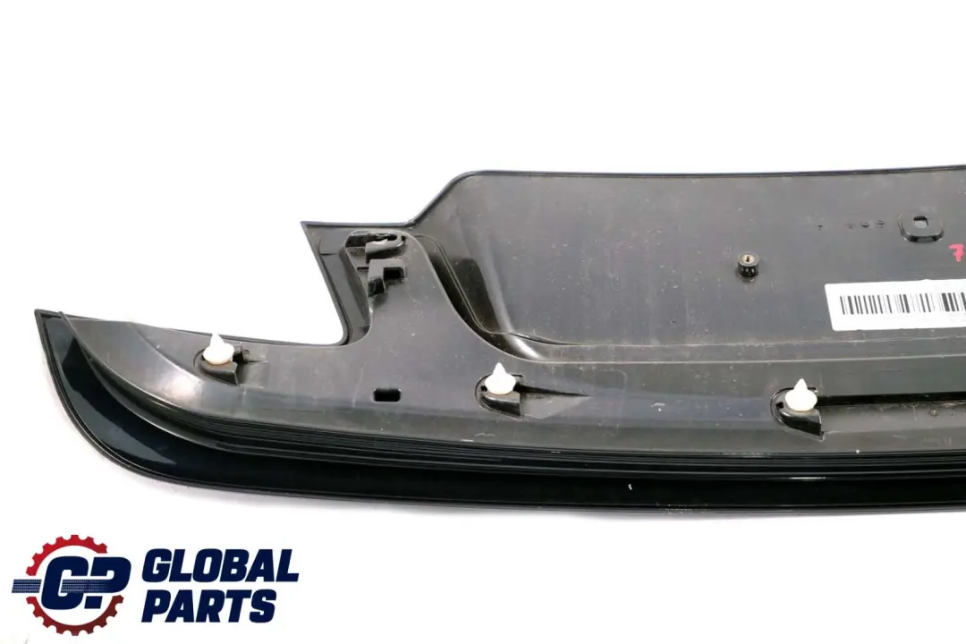 BMW 7 er F01 F02 LCI Blende Heckklappe Carbonschwarz Metallic - 416 Schwarz - SKU 7205731-CAR - Teilenummer 7205731