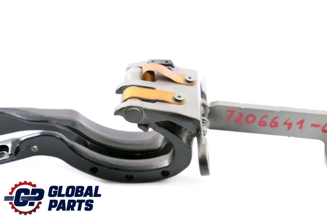 Bisagra Izquierda Portón Trasero Maletero Carbono Negro para BMW F11 con número de pieza 7206641 BMW F11 Bisagra Izquierda Portón Trasero Maletero Carbono Negro - SKU 7206641-CAR - Número de pieza 7206641