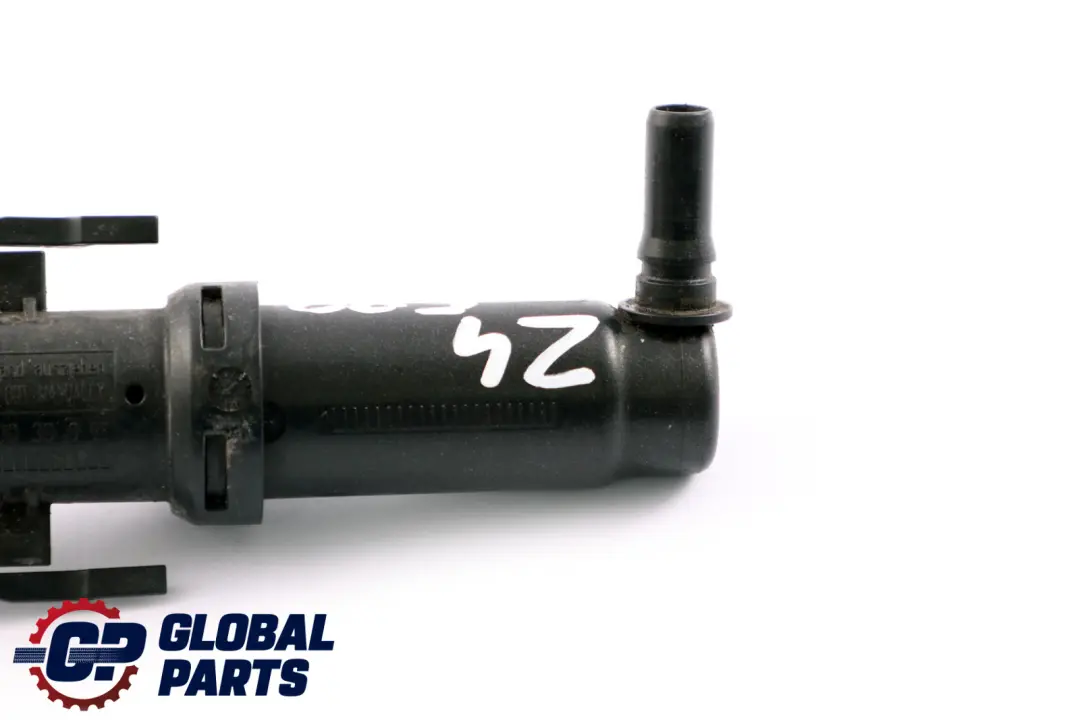 Ugello alta pressione Pompa lavafari Faro destro per BMW Z4 E89 con numero di parte 7206646 BMW Z4 E89 Ugello alta pressione Pompa lavafari Faro destro - SKU 7206646 - Numero di parte 7206646